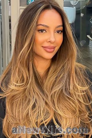 224384 - Lara Age: 27 - Brazil