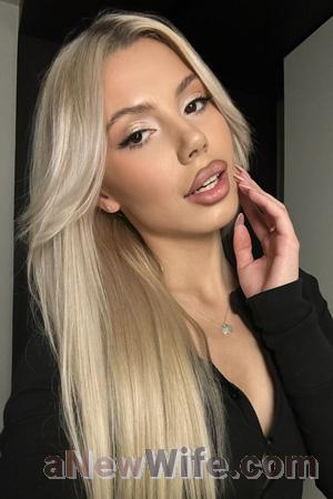 227417 - Renata Age: 22 - Belarus