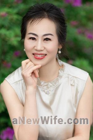 227718 - Chloe Age: 47 - China