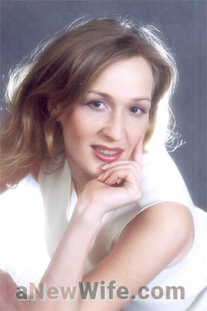 50145 - Victoria Age: 36 - Russia
