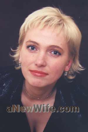 51858 - Alena Age: 37 - Russia