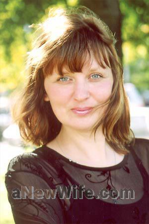 54513 - Oksana Age: 42 - Russia