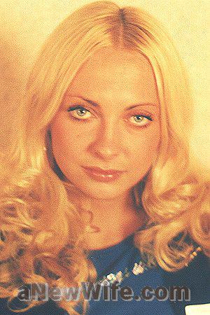56196 - Anna Age: 26 - Russia