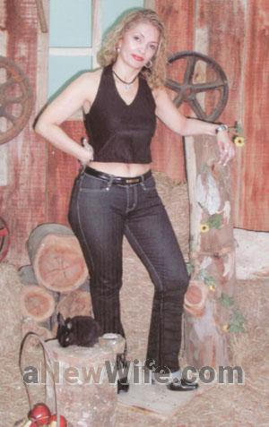 58710 - Marina Age: 42 - Costa Rica