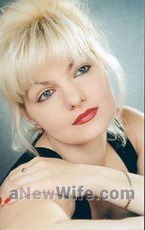 61552 - Elena Age: 41 - Ukraine