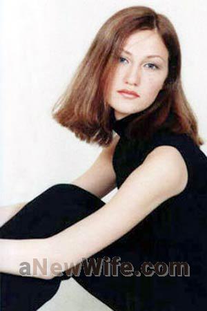 66175 - Elena Age: 27 - Russia