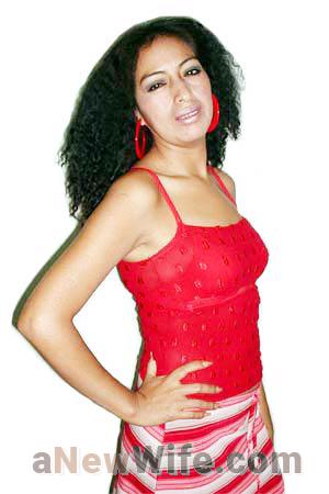 69873 - Marivel Age: 34 - Peru