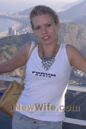 72461 - Tanira Age: 35 - Brazil