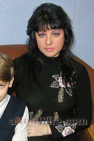 73572 - Oksana Age: 28 - Ukraine