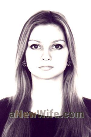 74392 - Julia Age: 23 - Russia