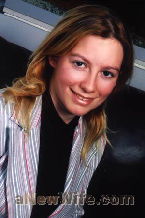 74692 - Evgenia Age: 30 - Russia