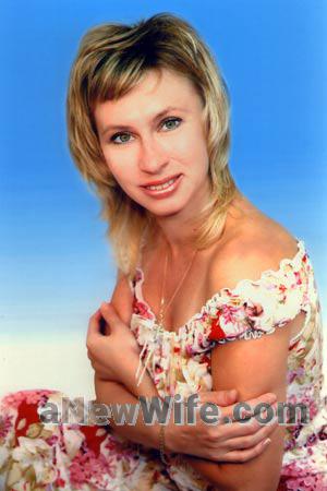 90494 - Natalia Age: 34 - Russia