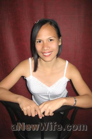 90885 - Laarni Amor Age: 25 - Philippines
